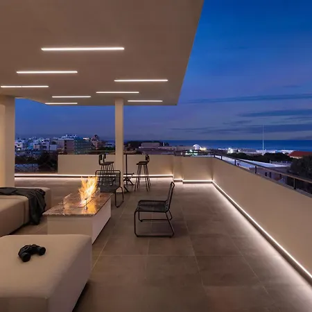 Hamilton Elite Penthouse Apartment